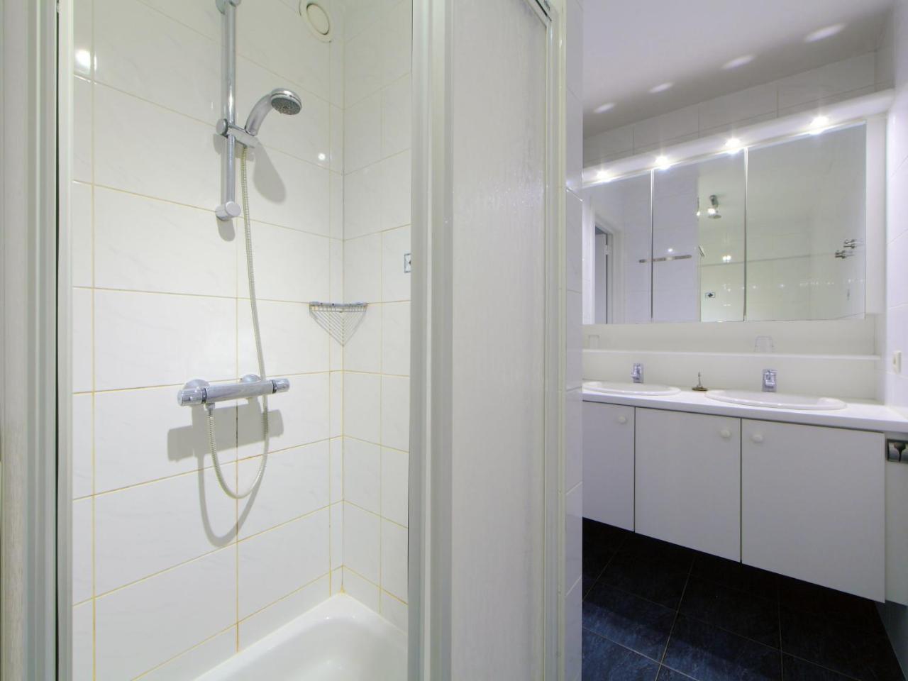 Studio Studio By Interhome Bredene Bagian luar foto
